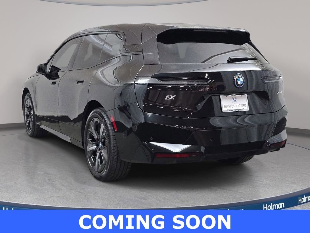 Used 2024 BMW iX xDrive50 w/ Sport Package image 7