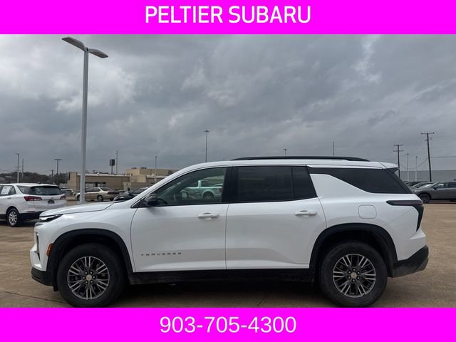Used 2025 Chevrolet Traverse LT image 9