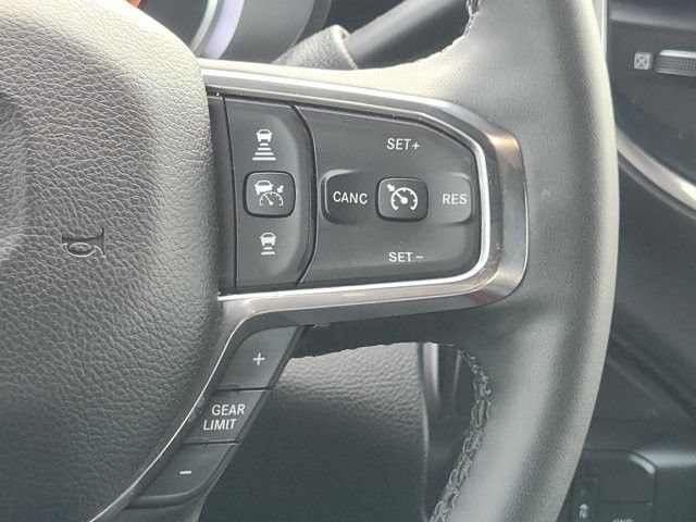 Used 2025 RAM 2500 Laramie w/ Night Edition AWD/4WD image 32