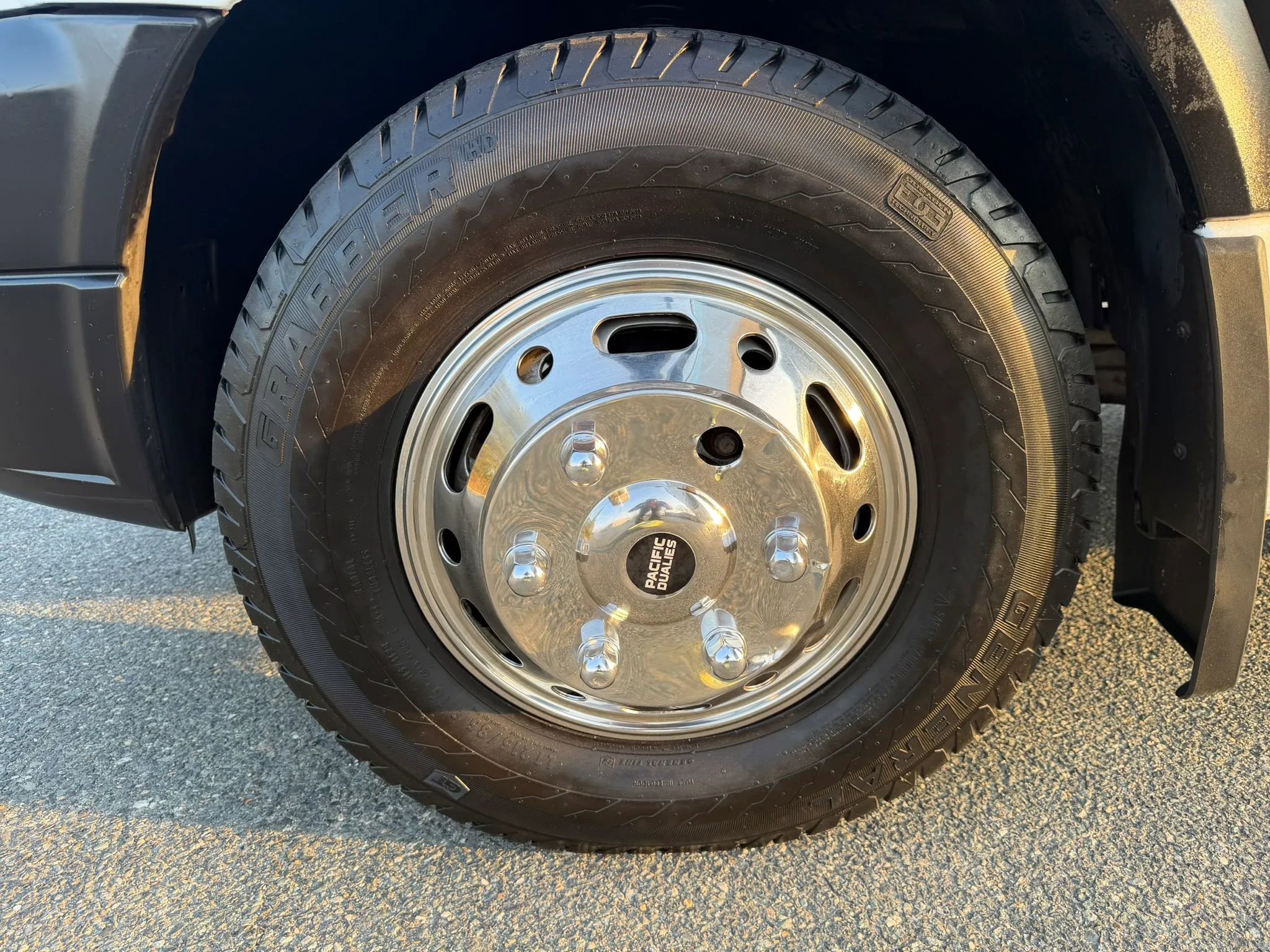 Used 2010 Mercedes-Benz Sprinter 3500 image 17