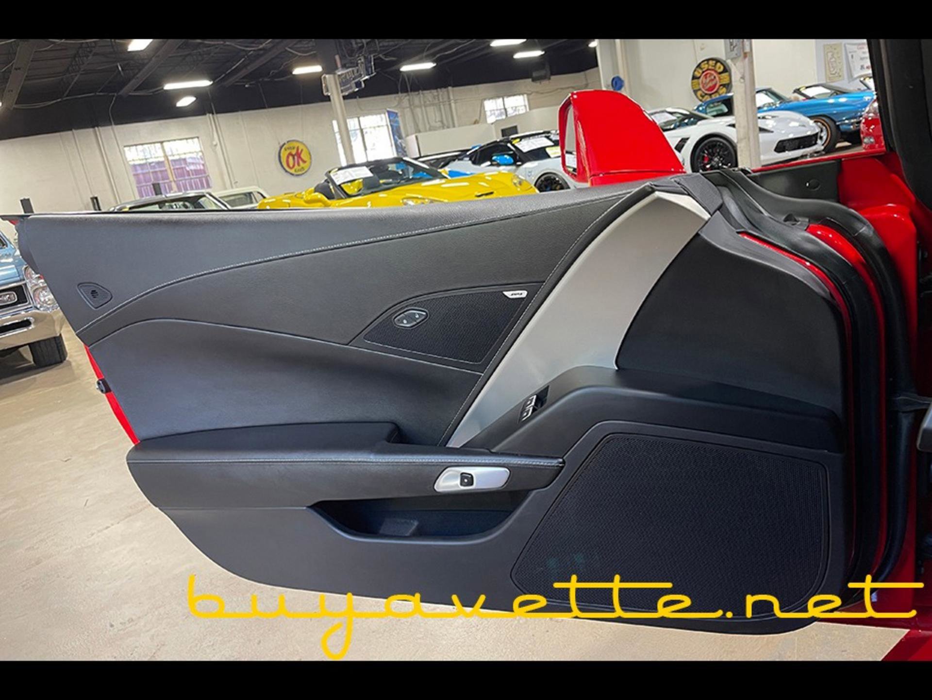 Used 2015 Chevrolet Corvette Stingray Coupe image 22