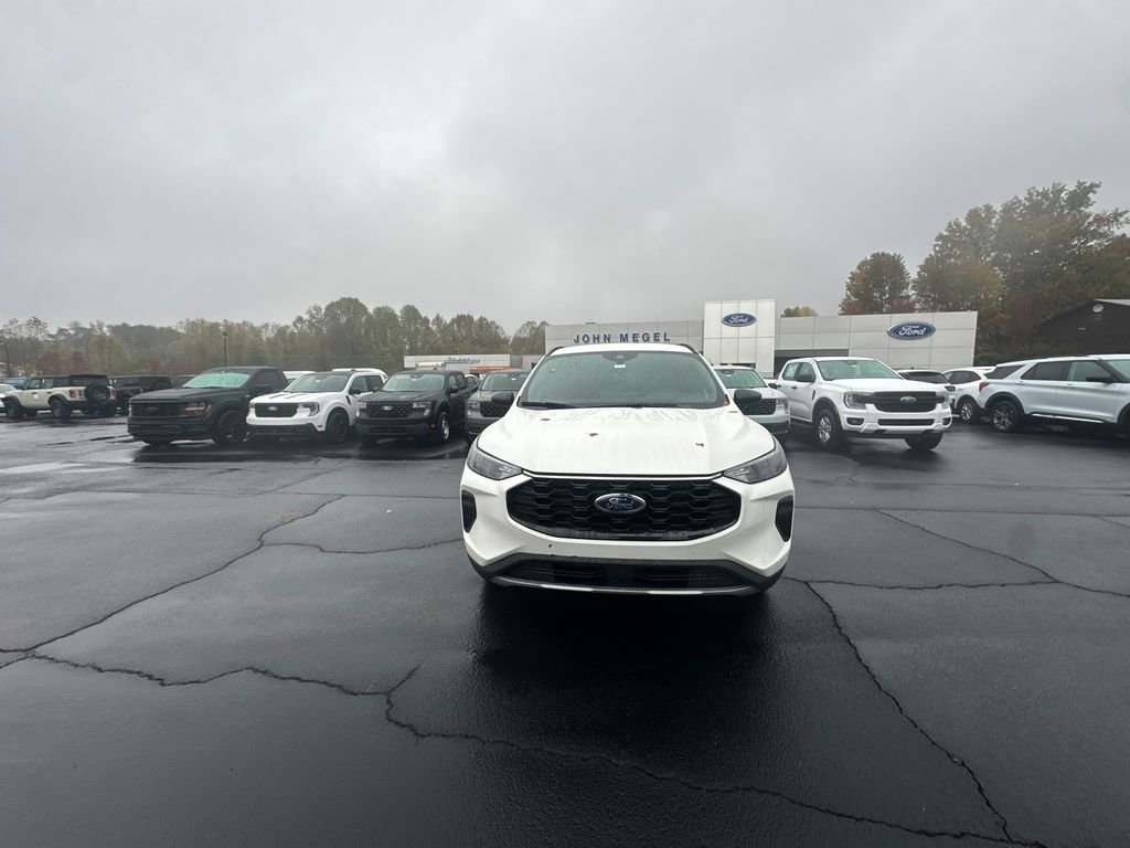 New 2026 Ford Escape ST-Line w/ Tech Pack #1 FWD image 2