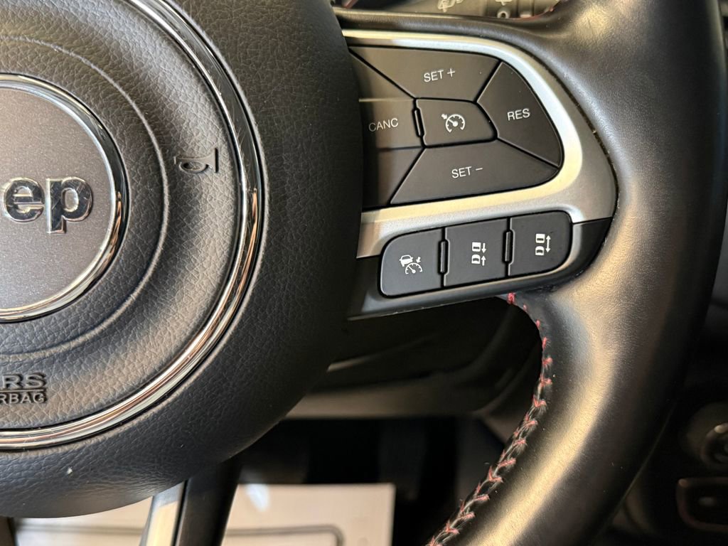Used 2021 Jeep Compass Trailhawk w/ Sun and Sound Group AWD/4WD image 11