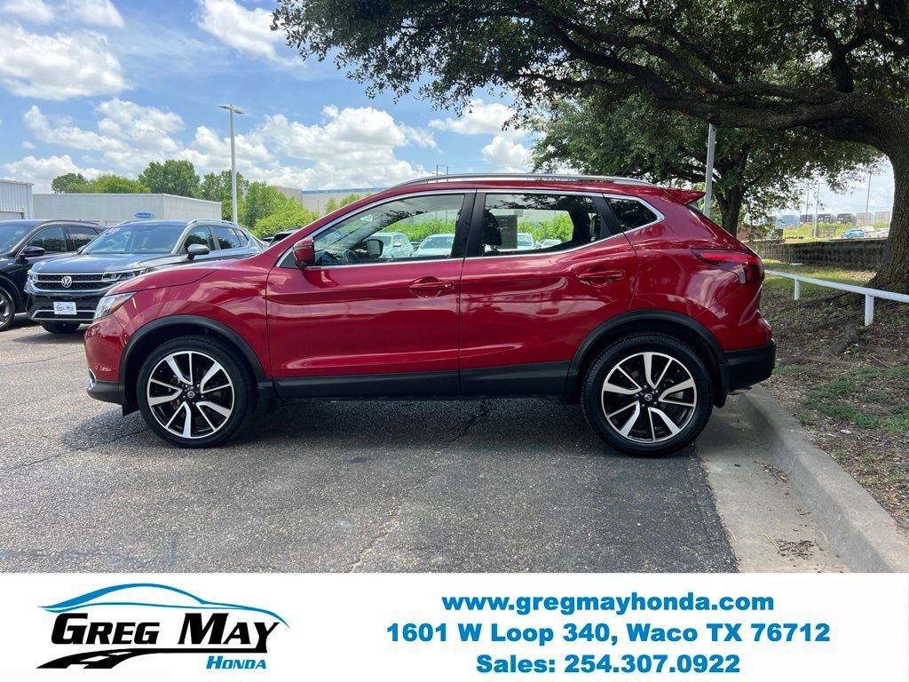 Used 2018 Nissan Rogue Sport SL w/ SL Premium Package FWD image 4
