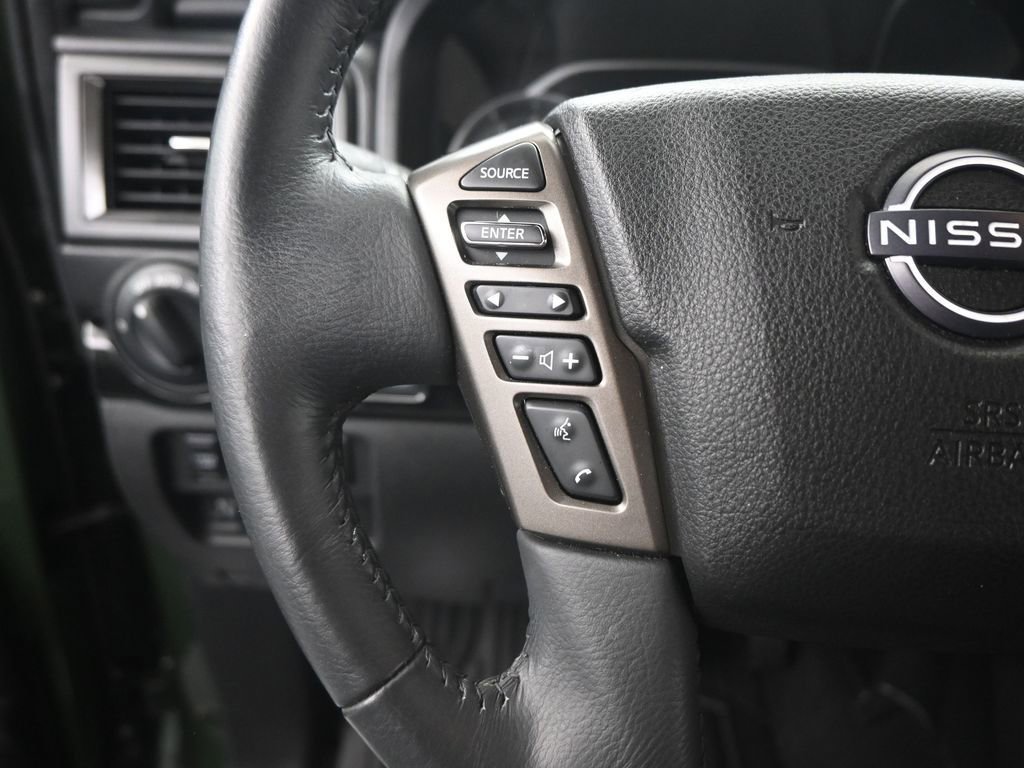 Used 2024 Nissan Titan SV w/ SV Bronze Edition Package image 12