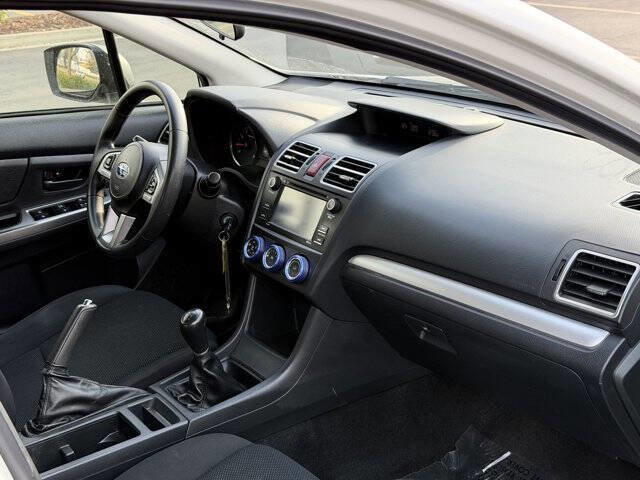 Used 2016 Subaru Crosstrek 2.0i image 39