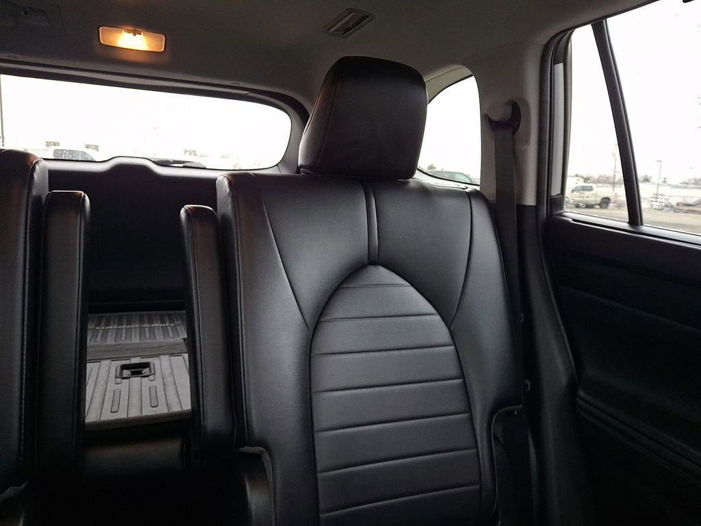 Used 2021 Toyota Highlander XLE image 21