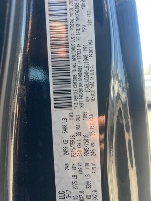 Used 2017 Jeep Wrangler Unlimited Sport w/ Connectivity Group image 10