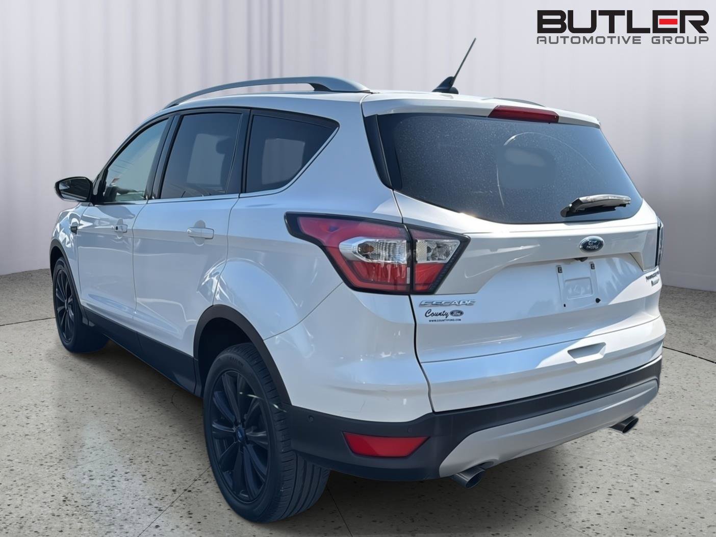 Used 2018 Ford Escape Titanium image 8