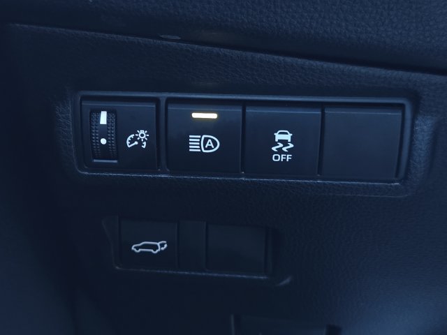 Certified 2026 Toyota Corolla Cross XLE w/ Convenience Package FWD image 27