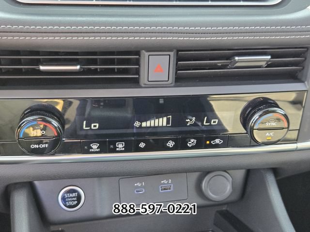 Used 2023 Nissan Rogue SV AWD/4WD image 23