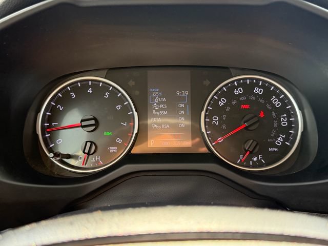 Used 2021 Toyota RAV4 XLE FWD image 22