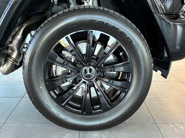 Used 2025 Mercedes-Benz G 550 image 38