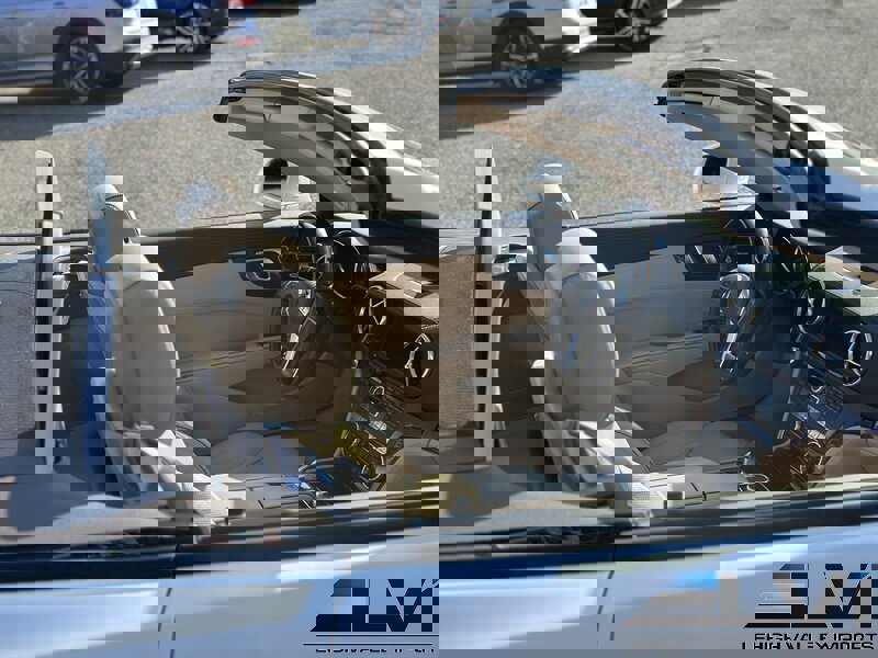 Used 2014 Mercedes-Benz SL 550 image 27