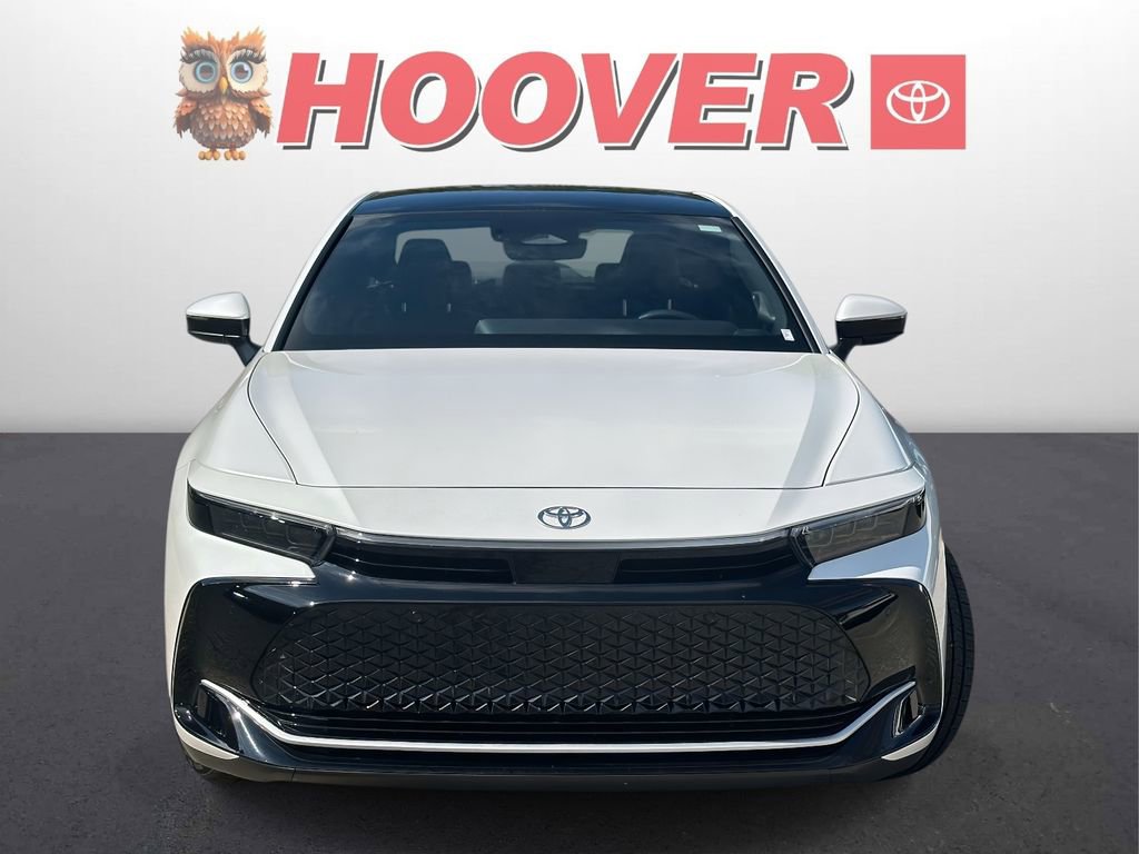 Used 2023 Toyota Crown Limited image 8