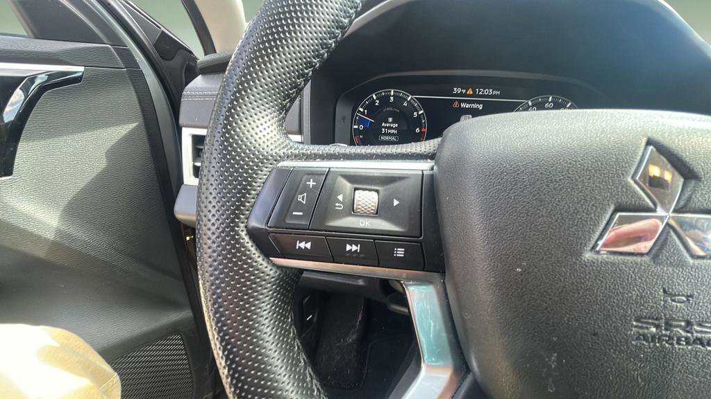 Used 2024 Mitsubishi Outlander SE image 26