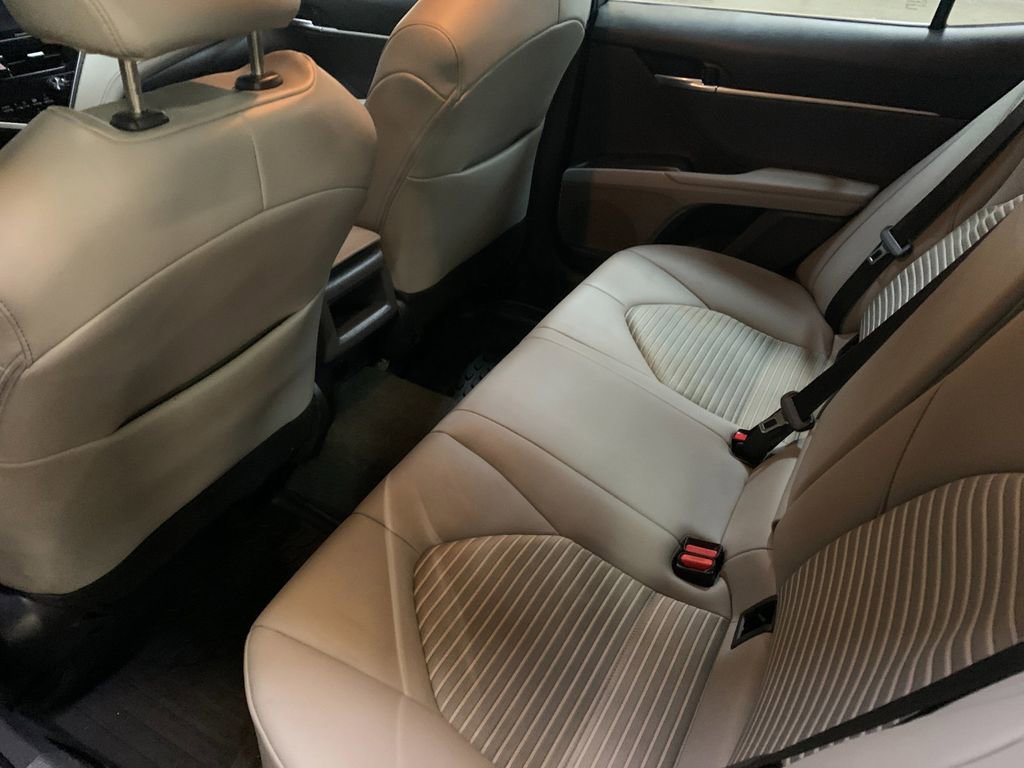 Used 2023 Toyota Camry SE w/ Blackout Package (TMS) image 13