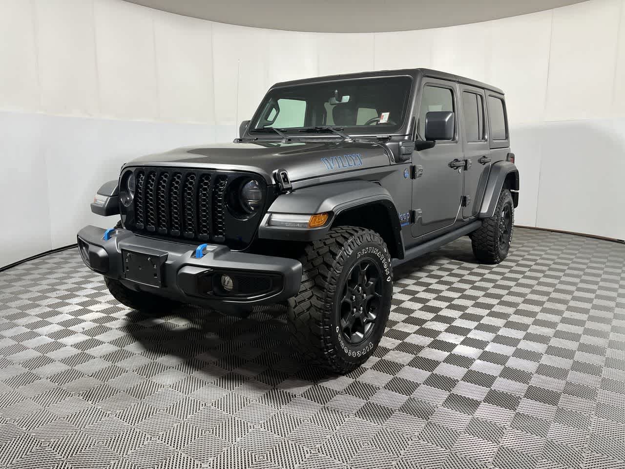 Used 2023 Jeep Wrangler Unlimited w/ Cold Weather Group AWD/4WD image 4