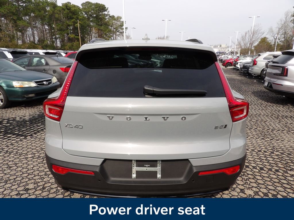 New 2026 Volvo XC40 B5 Ultra w/ Protection Package Premier AWD/4WD image 8