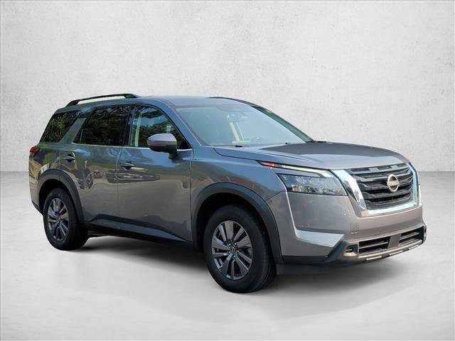 Used 2024 Nissan Pathfinder SV FWD video 3