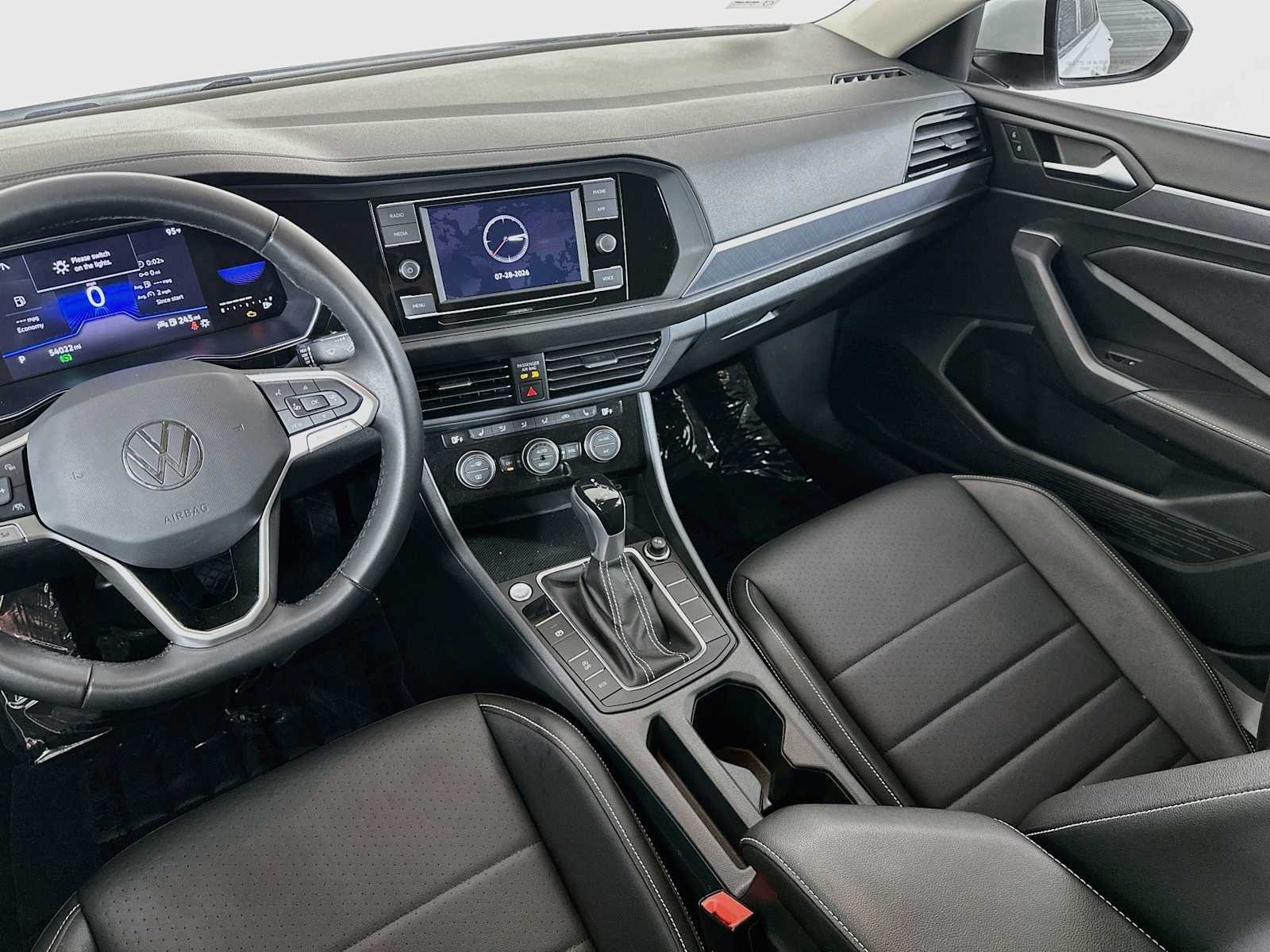 Used 2023 Volkswagen Jetta SE FWD image 20