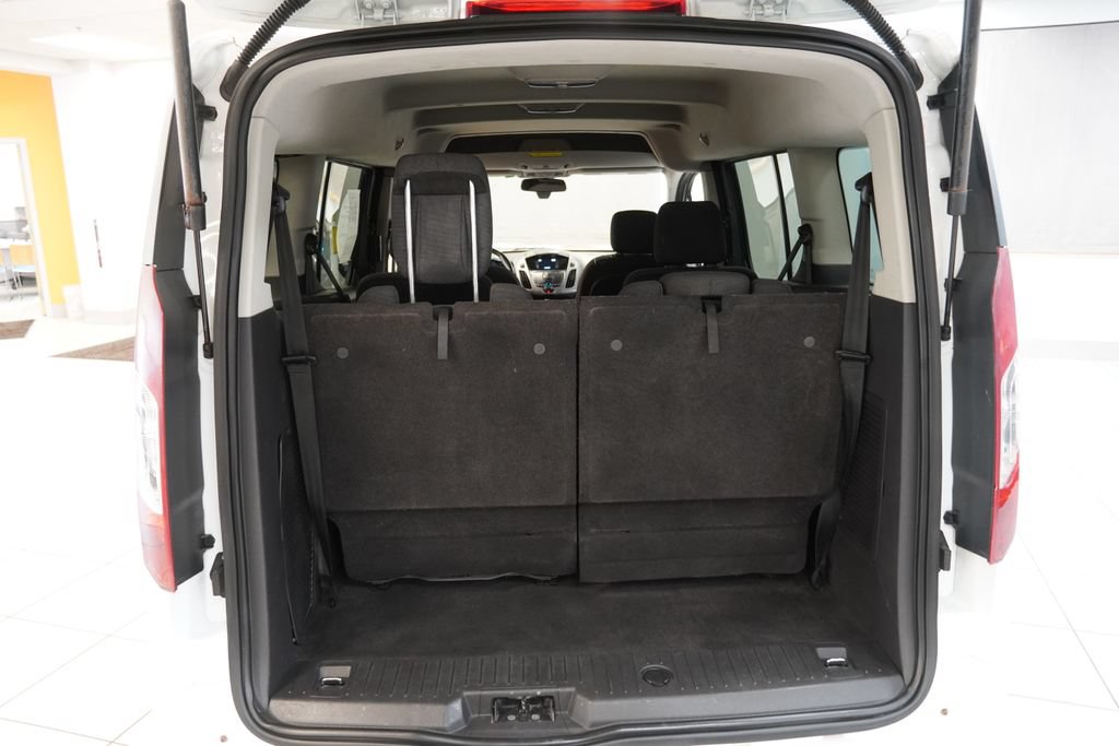 Used 2016 Ford Transit Connect XLT FWD image 11