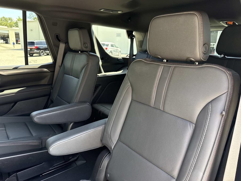 Used 2024 Chevrolet Tahoe RST w/ Luxury Package AWD/4WD image 14
