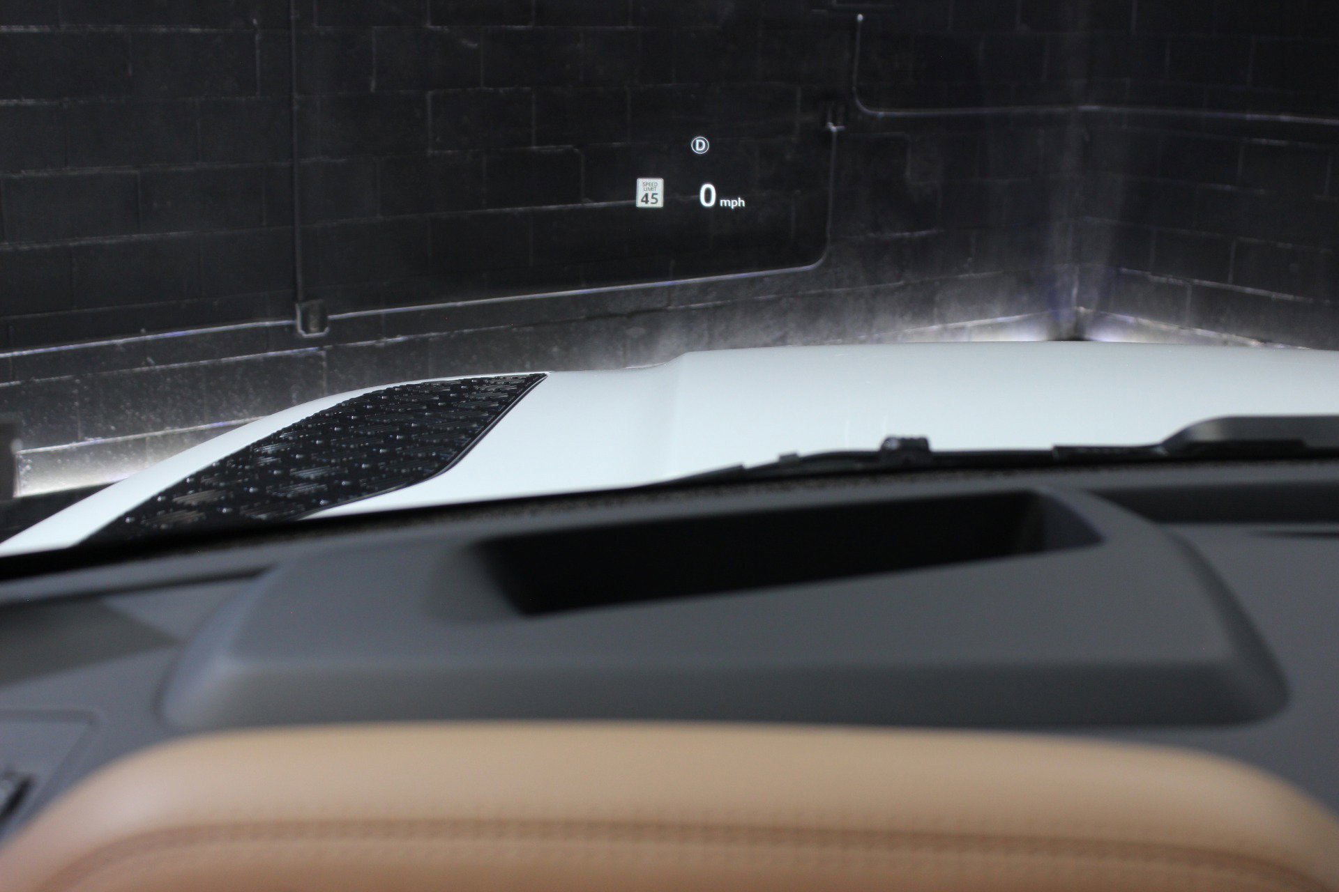 Used 2025 Land Rover Defender 110 X-Dynamic SE image 59