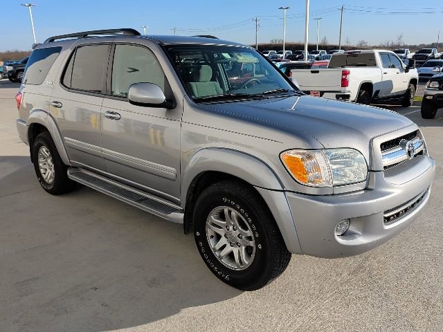 Used 2005 Toyota Sequoia SR5 RWD image 5