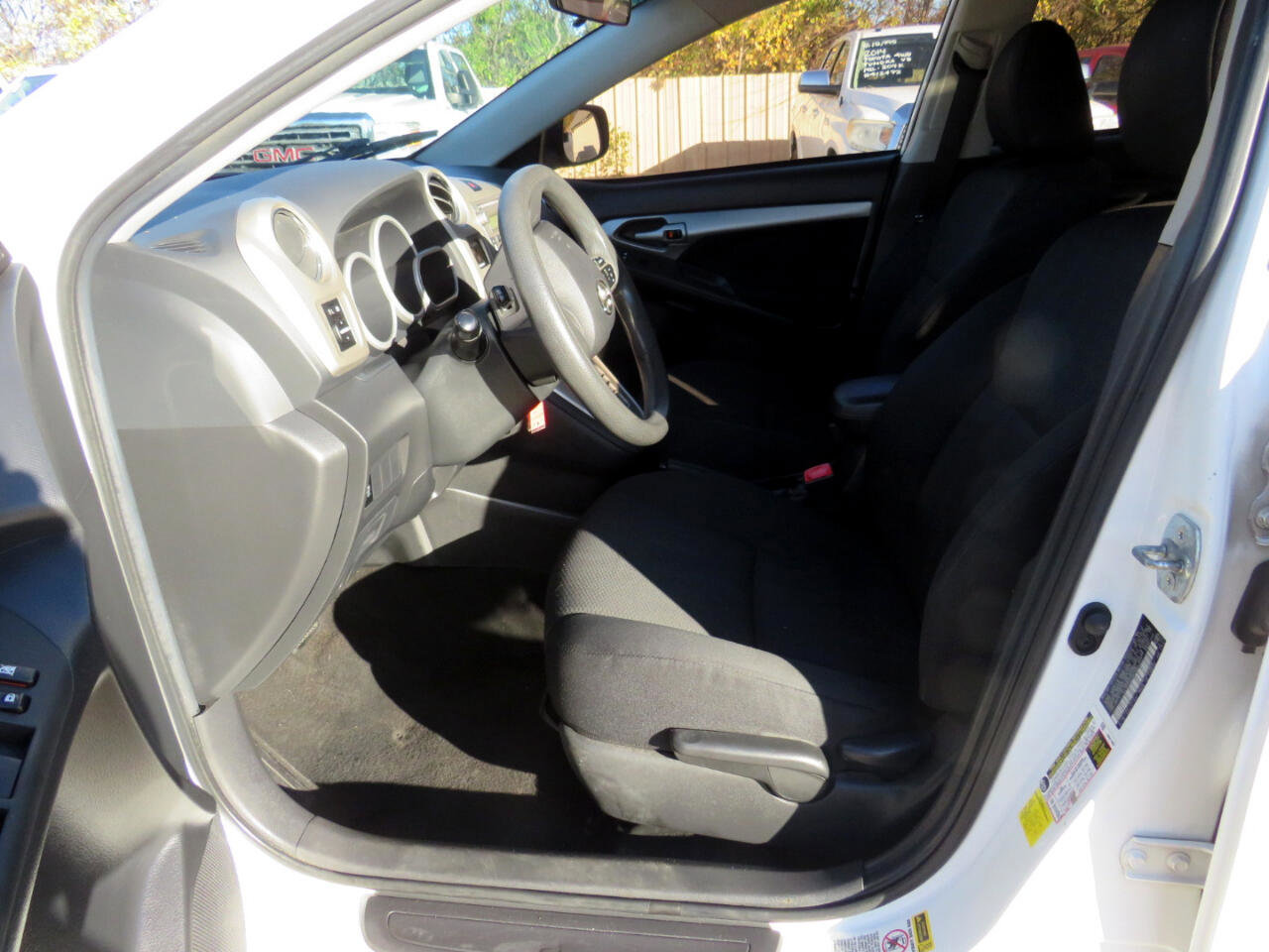 Used 2012 Toyota Matrix S image 10