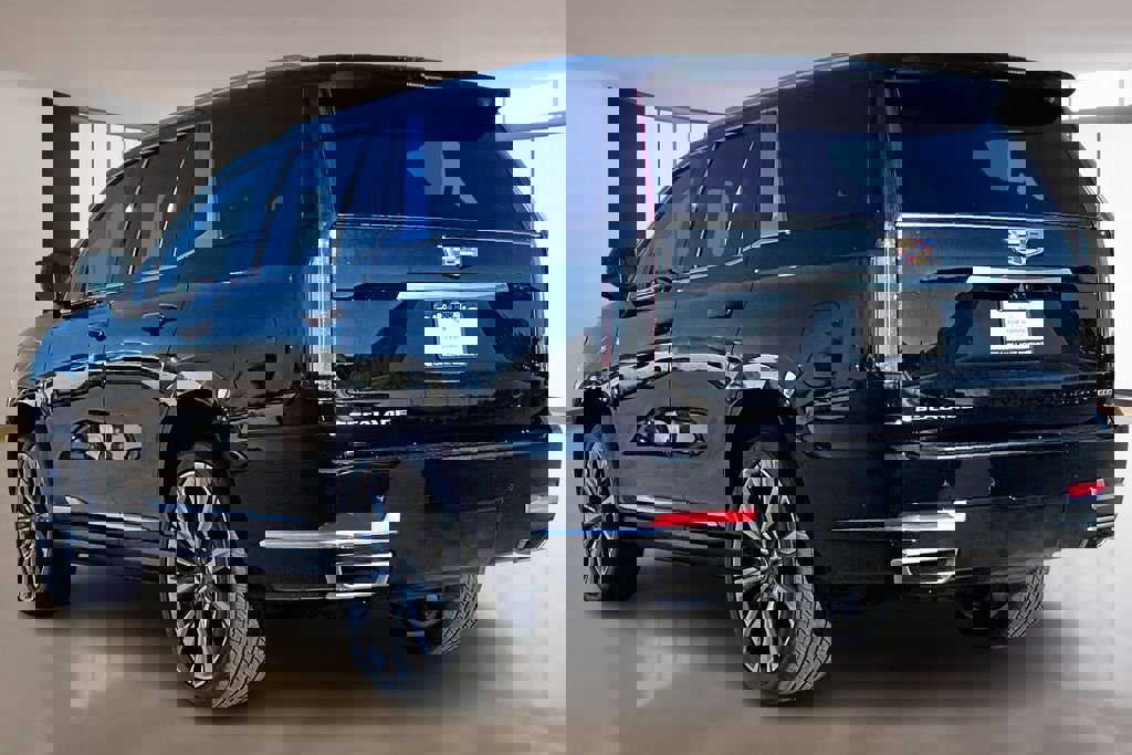 New 2026 Cadillac Escalade Luxury w/ Touring Package image 3