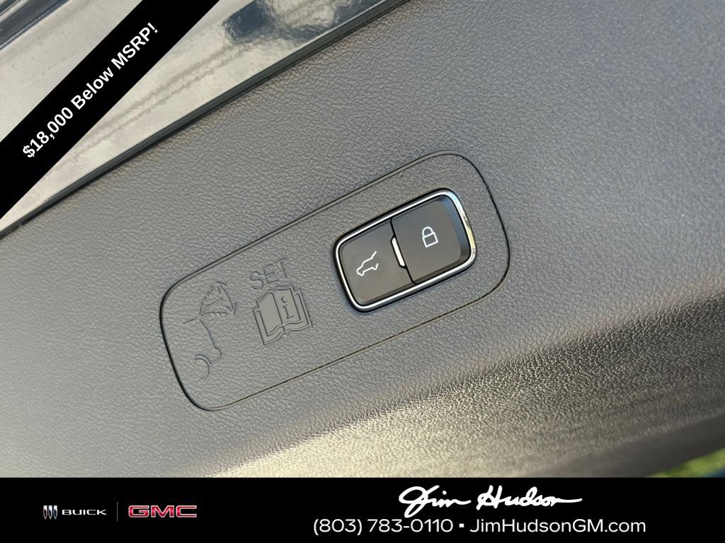Used 2025 Lincoln Aviator Black Label AWD/4WD image 19