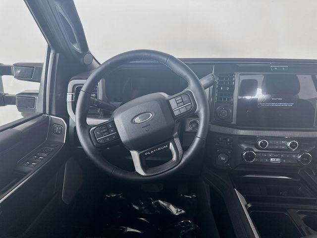 New 2026 Ford F450 Platinum w/ FX4 Off-Road Package AWD/4WD image 23