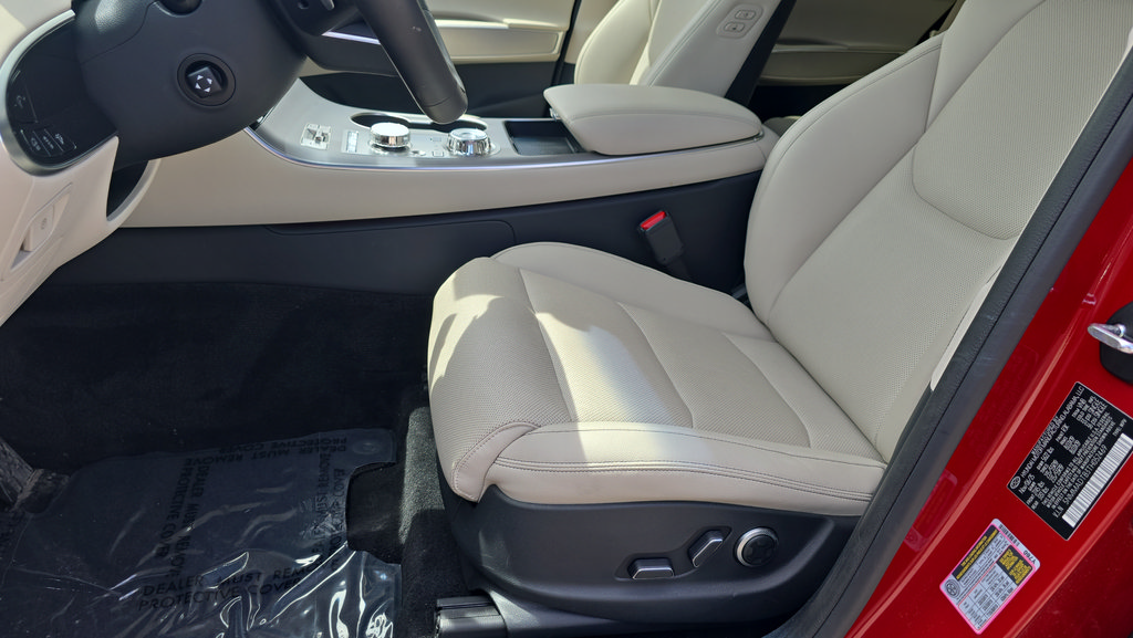 New 2026 Genesis GV70 2.5T Select AWD/4WD image 13