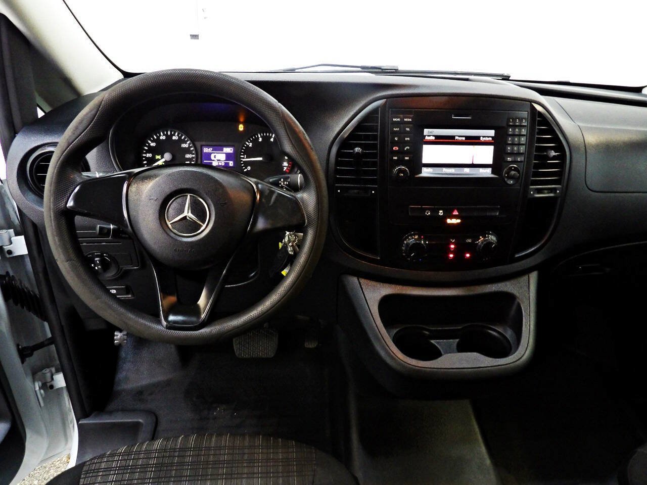 Used 2019 Mercedes-Benz Metris image 15