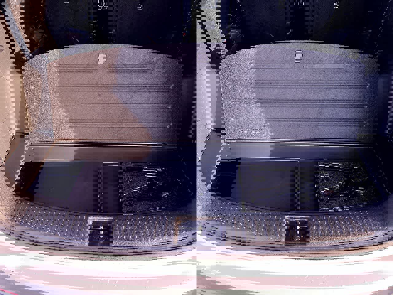 Certified 2025 Kia Sorento EX w/ Panoramic Sunroof Package image 26