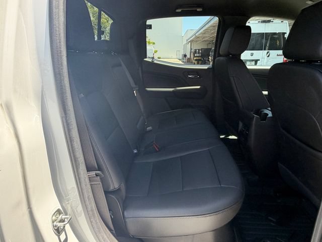 Used 2025 Chevrolet Colorado LT w/ LT Convenience Package RWD image 13