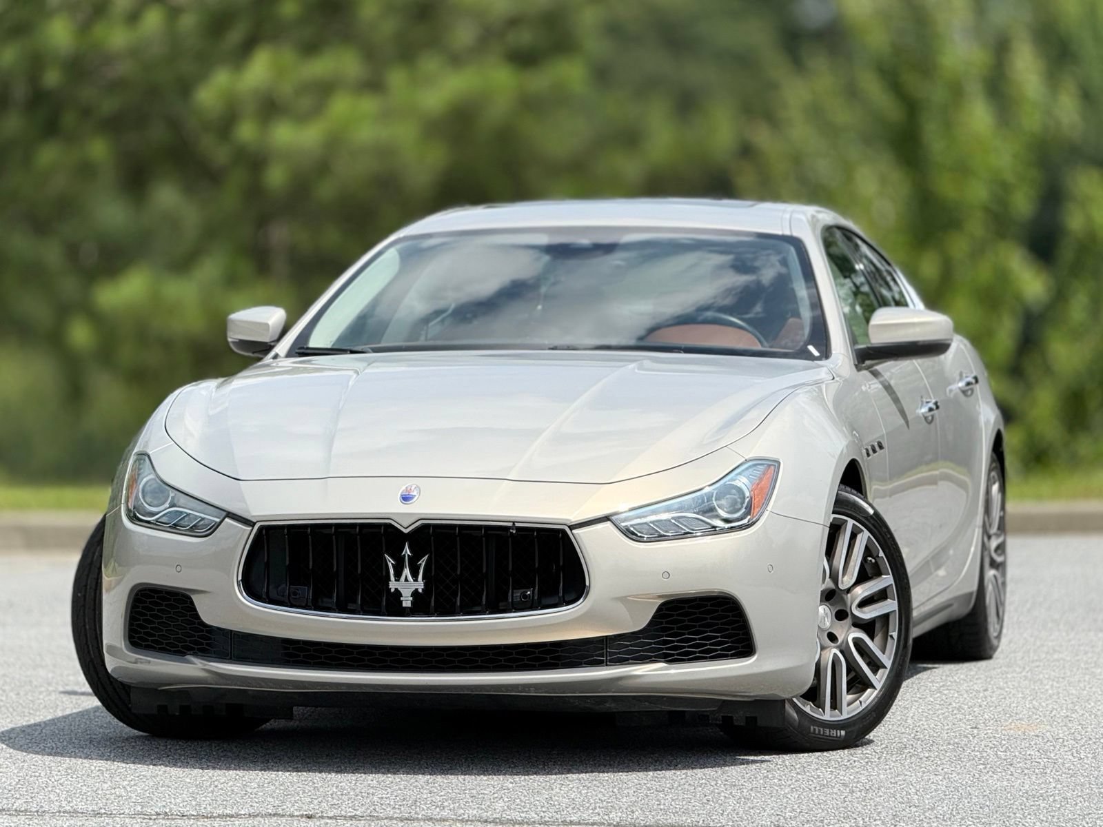 Used 2017 Maserati Ghibli S RWD image 2