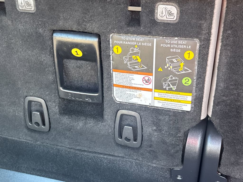 Used 2025 Toyota Sienna LE image 9