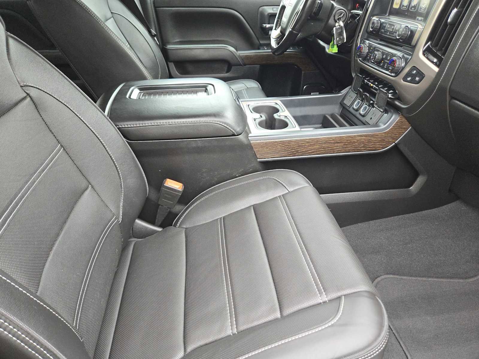 Used 2019 GMC Sierra 2500 Denali w/ Duramax Plus Package image 15