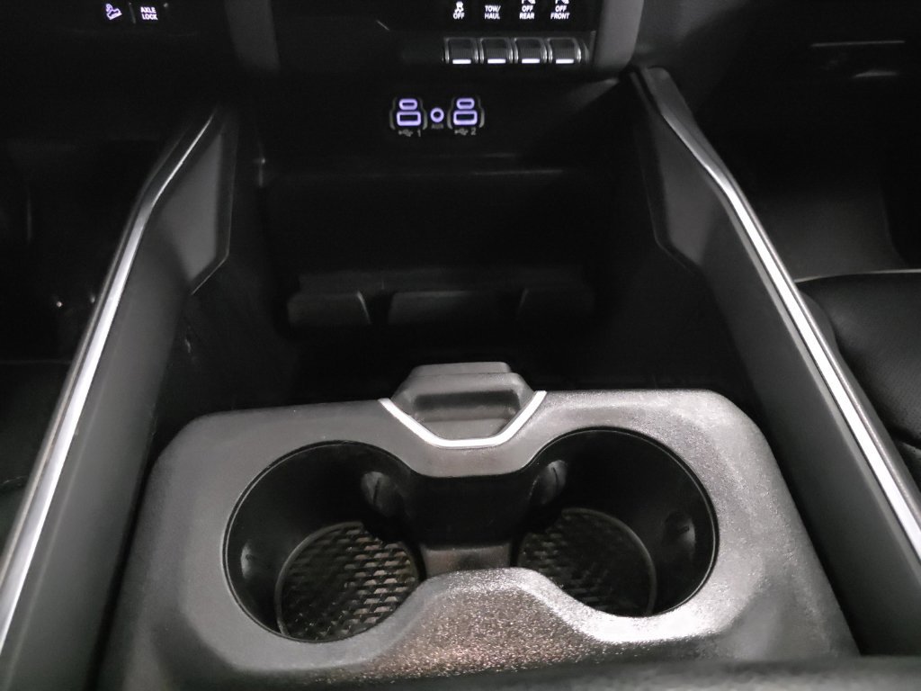Used 2020 RAM 1500 Laramie w/ Sport Appearance Package AWD/4WD image 23