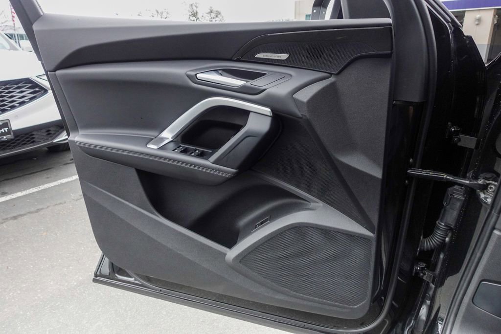 Used 2025 Audi Q5 Premium Plus w/ Premium Plus image 19