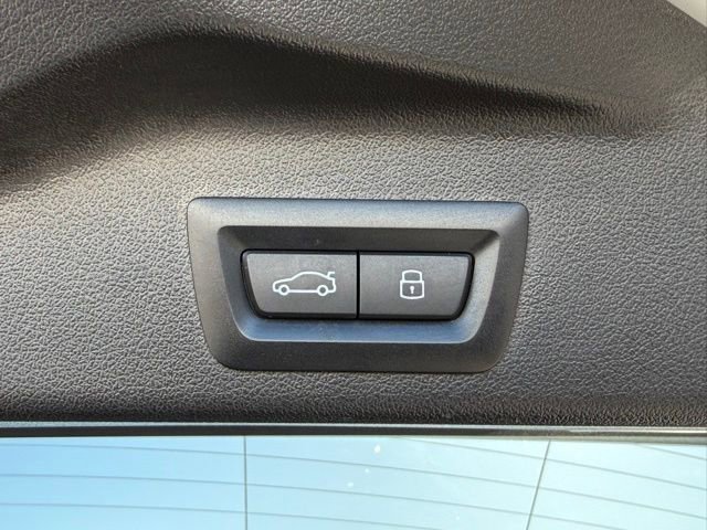 Certified 2023 BMW X5 sDrive40i w/ Premium Package RWD image 17