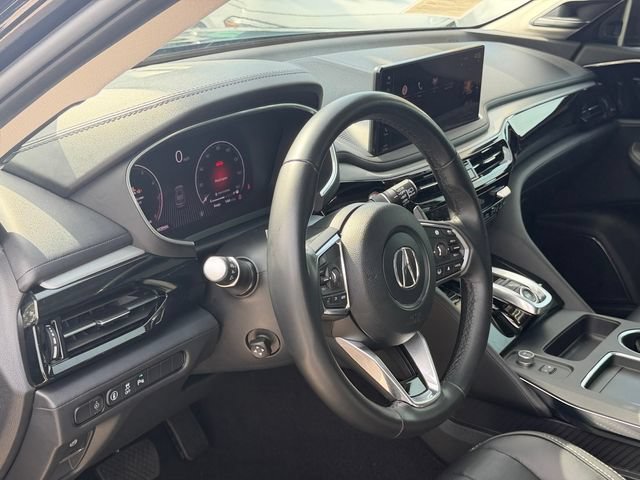 Certified 2025 Acura MDX w/ Technology Package FWD image 13