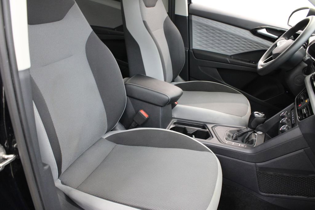 Certified 2022 Volkswagen Taos S FWD image 22