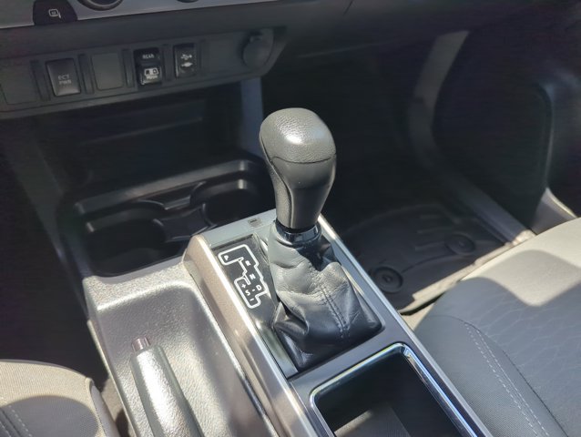Used 2019 Toyota Tacoma SR5 RWD image 7