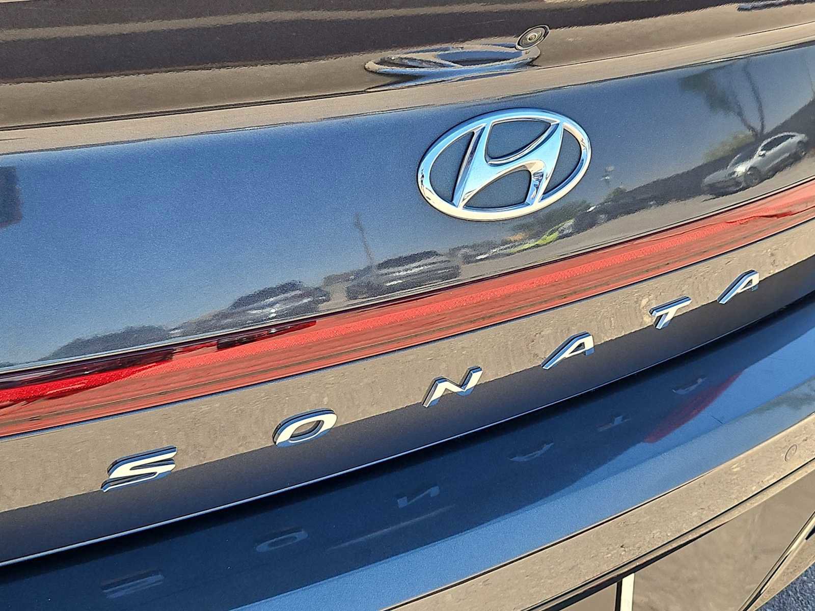 Used 2021 Hyundai Sonata Limited FWD image 12