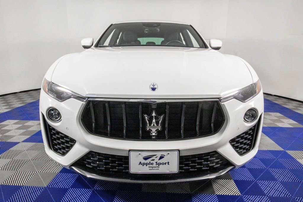 Used 2023 Maserati Levante Modena image 2