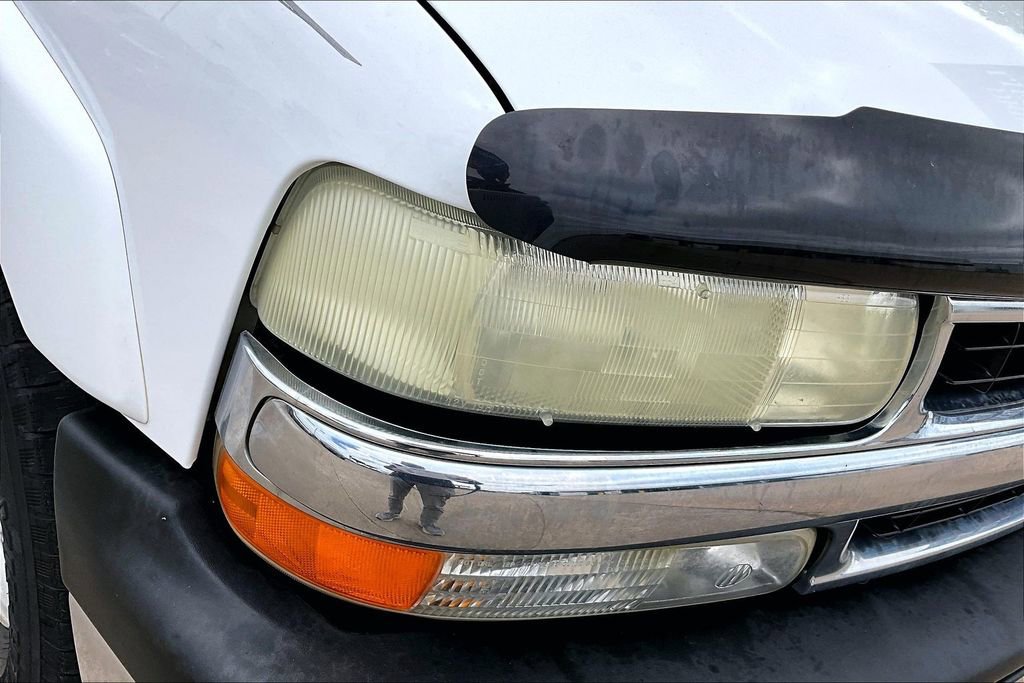 Used 2003 Chevrolet Tahoe LS w/ Cargo Package RWD image 35