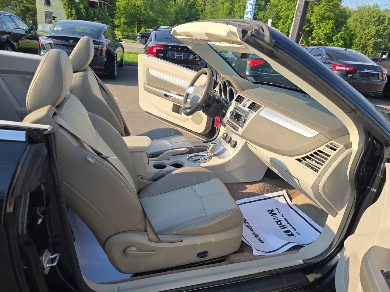 Used 2008 Chrysler Sebring Touring w/ Special Touring Group image 18
